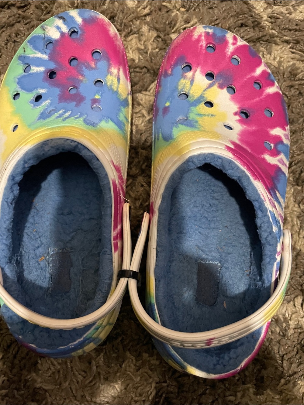 CROCS Kids Tie-Dye Slip-On Clogs with Blue Fleece Lining